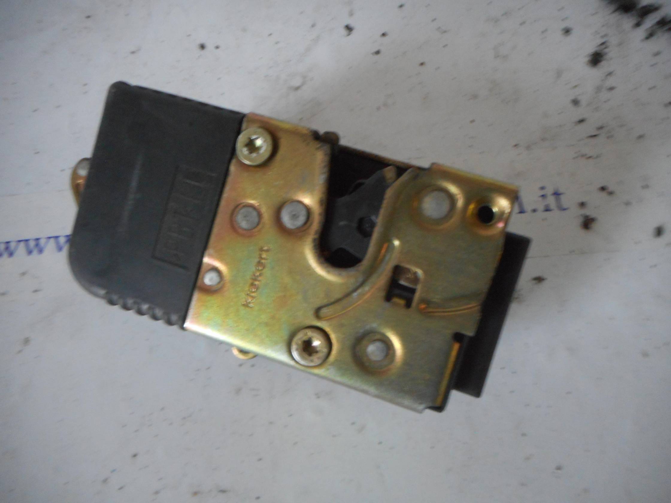 Serratura porta ant. sx.